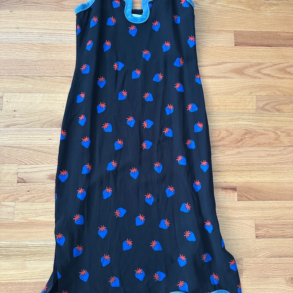 Victoria Beckham Black Dress with Blue and Red strawberries size 4